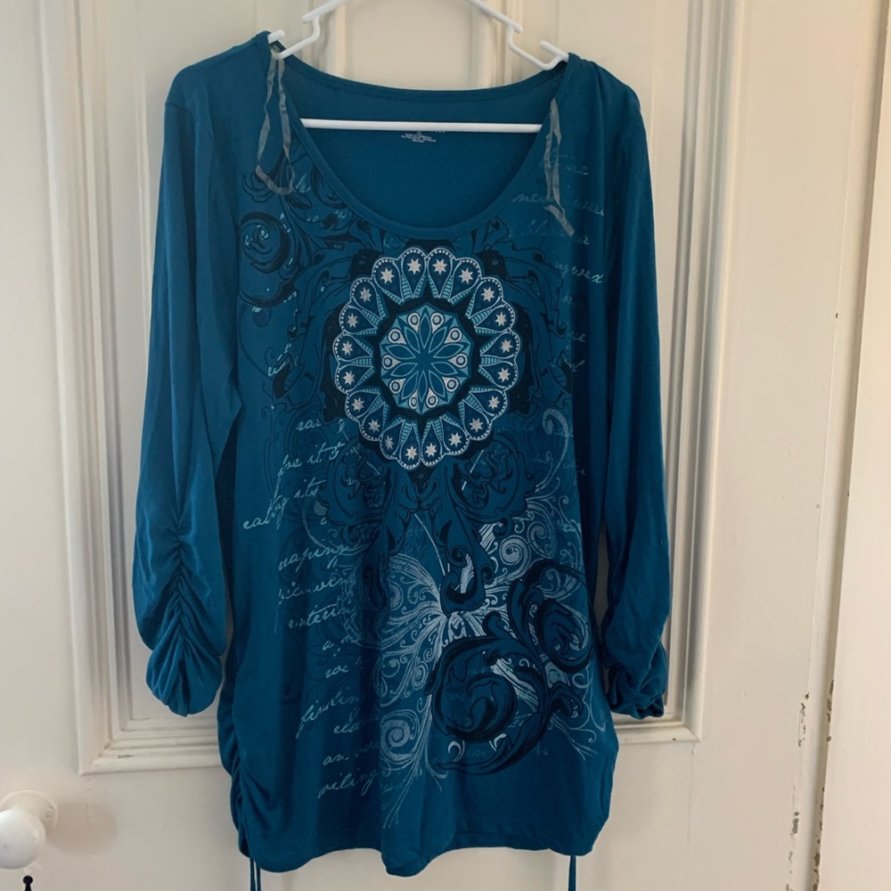 SHOP CLOSING!!  Bobbie Brooks 2X long sleeved shirt.